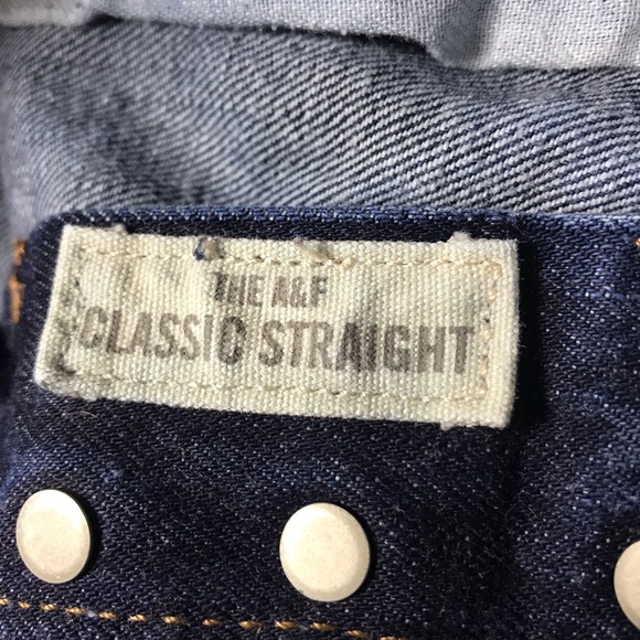 Abercrombie & Fitch: Mens Button Fly Classic Straight jeans size 33x32 - Picture 2 of 7